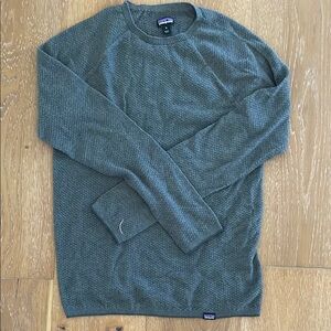Patagonia Men's Charcoal Crewneck Sweater